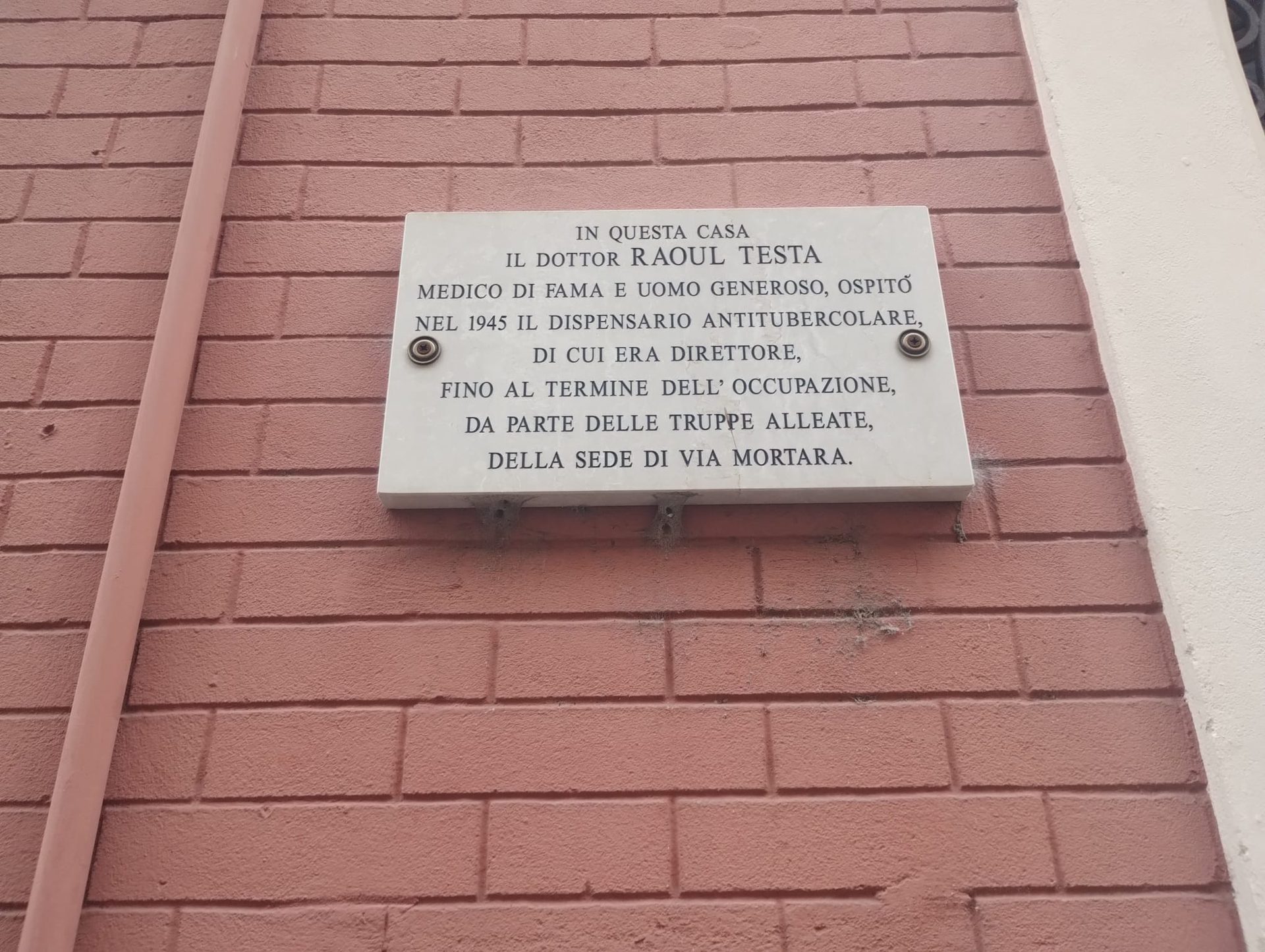 Raoul Testa's memorial tablet, Ferrara (by Davide Barbieri).jpeg